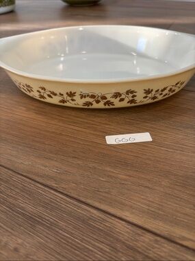 Pyrex Golden Acorn Oval Casserole